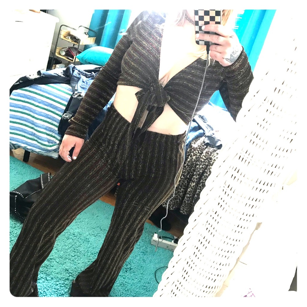 CaCia Tied Crop Top and Pants Set